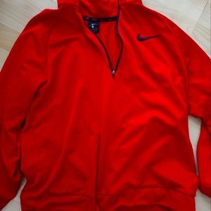 Nike DRI Fit sweatshirt. L